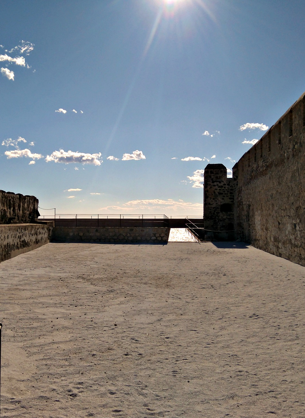 Interior Castillo Arabe Salobrena VdMB 1